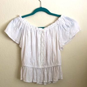 Off-shoulder blouse with Crochet detail